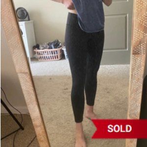 Wunder Under Cropped Leggings